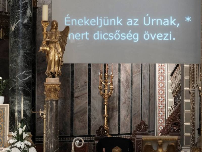 Húsvéti vigília (34).JPG